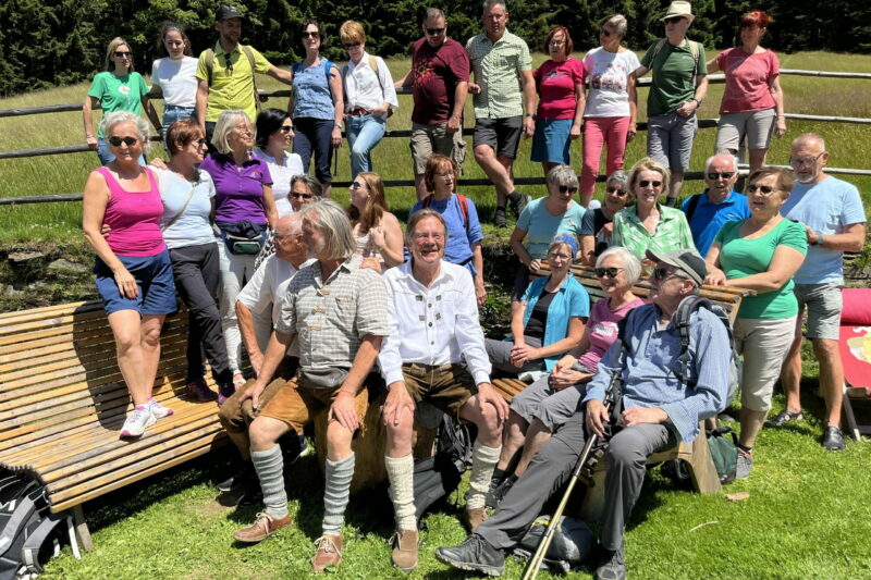 Die 3 Siebziger luden auf die Zirma-Alm